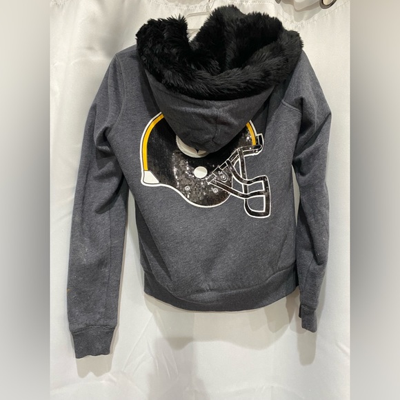 VS PINK NFL Pittsburgh Steelers Faux Fur Sequin Bling Jacket BNWT SZ Medium - Picture 3 of 10